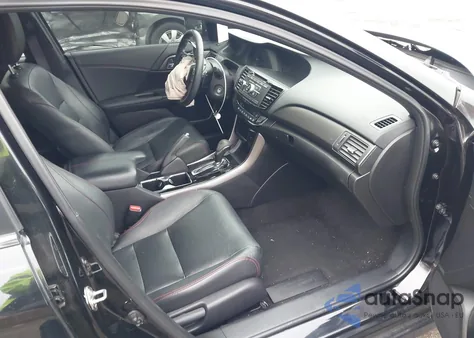 2017 Honda Accord Sport Se z USA, uszkodzony, nr VIN 1HGCR2F14HA021648